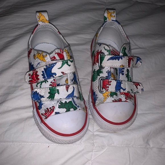 Converse Shoes | Toddler Dino Converse All Stars Size 8 | Poshmark Converse Shoes | Toddler Dino Converse All Stars Size 8 | Poshmark